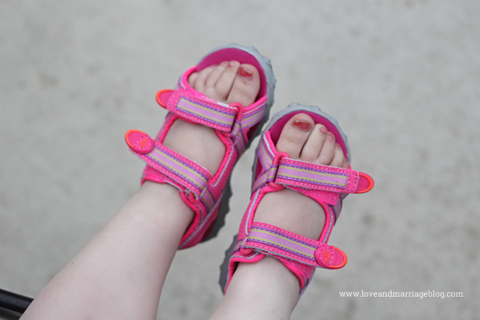The Perfect Summer Shoes for Kids - Love and Marriage