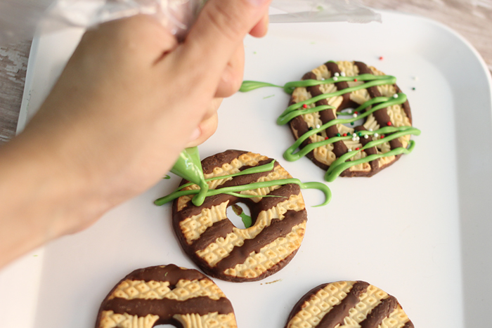 Our Favorite Easy Christmas Cookies