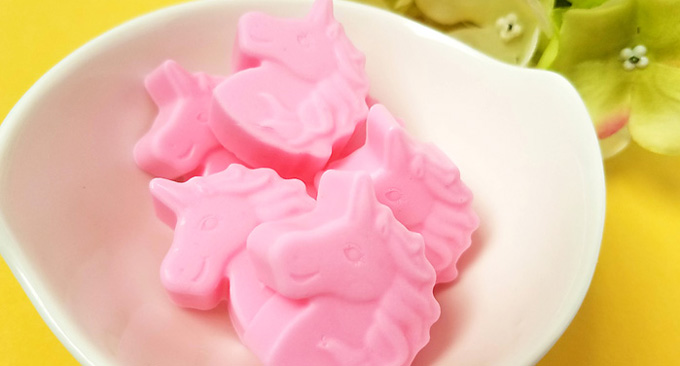 DIY Unicorn Poop Soap, Melt & Pour Soap