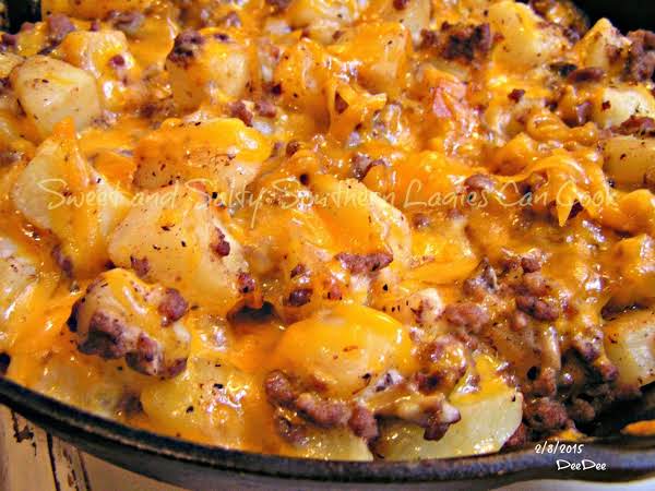 hamburger meat casserole with cheese and potatoes