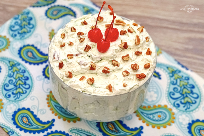 This Watergate Salad is the best recipe you'll find out there. It's incredibly easy to make and ready in less than 5 minutes.