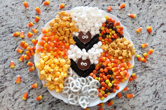 This Bat Snack Board is so easy to put together and perfect for a Halloween spooky movie night!
