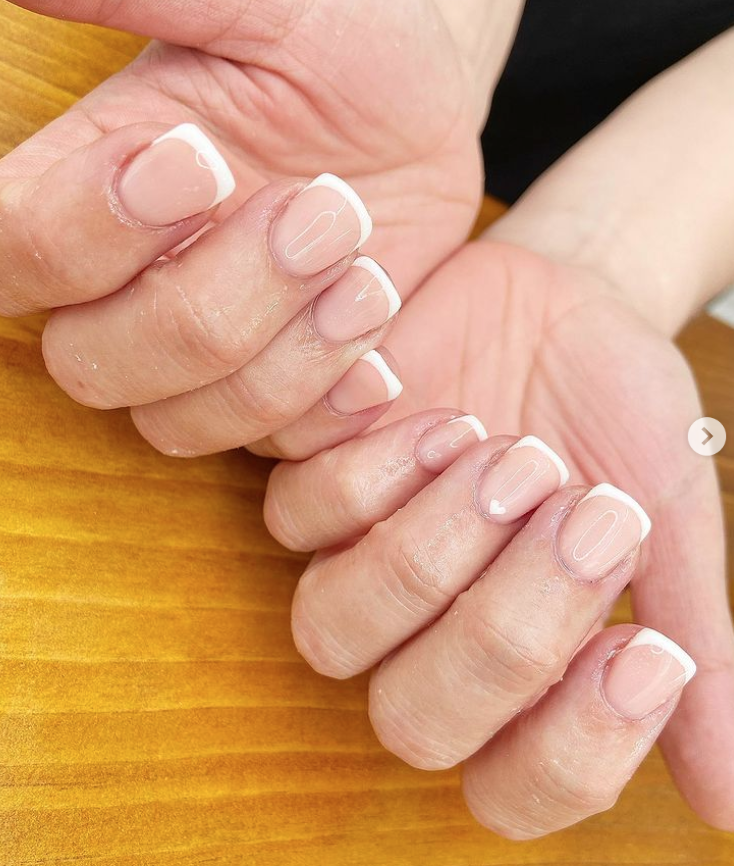 White Nails - short french tips