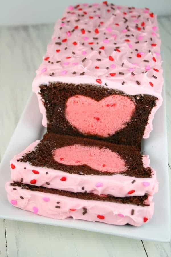 Hidden Heart Chocolate Cake - Valentine cakes 