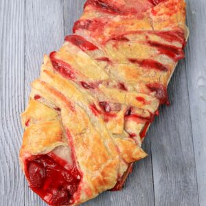 Strawberry Puff Pastry Bread